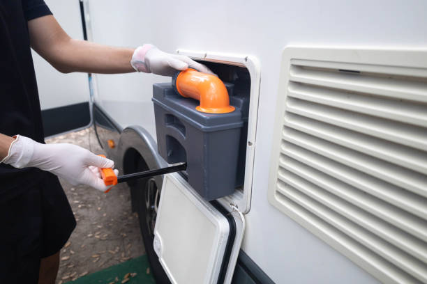 Best Luxury portable toilet rental  in Oak Ridge North, TX