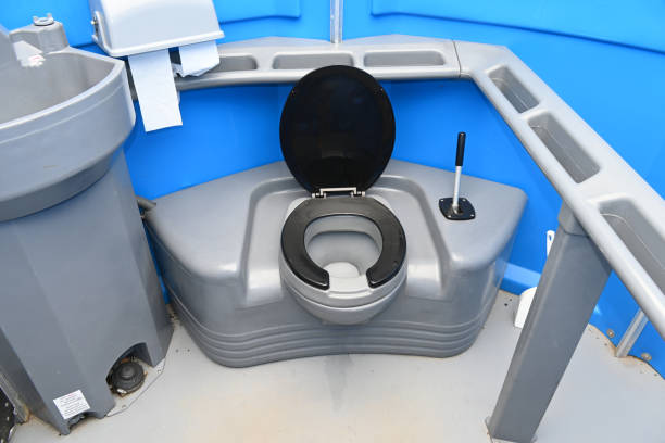 Portable Toilet Options We Offer in Oak Ridge North, TX